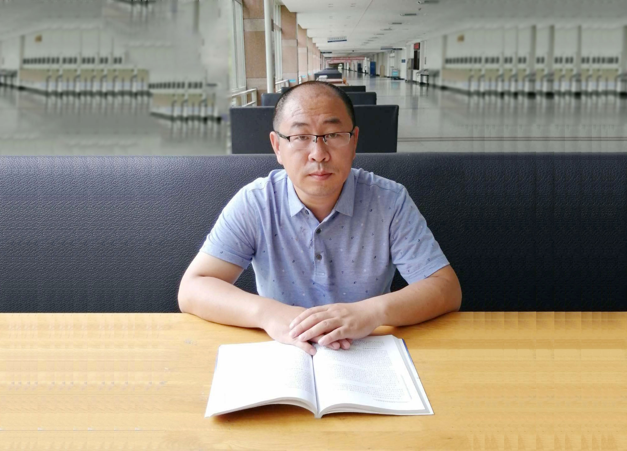 首席咨询师、某高校副教授：王老师